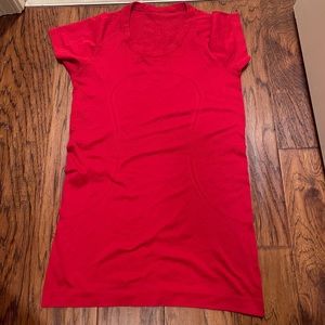 Lululemon Swiftly top!